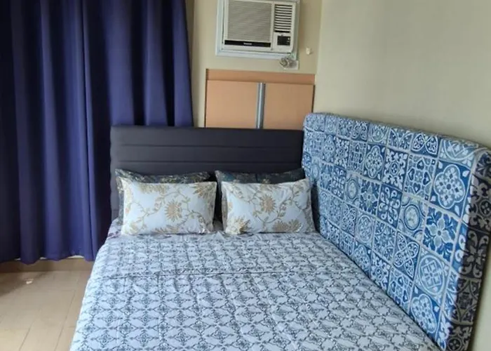 Rqui Condotel Pasay アパート *